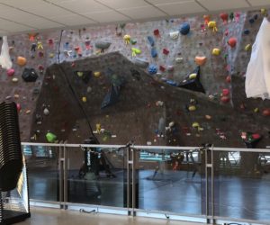 Despite free membership opportunities, students look off-campus for climbing options